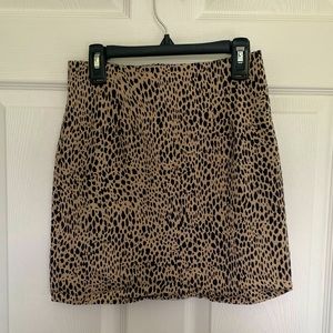 COPY - Brandy Melville Cheetah Print Skirt One Size- Like New Condition